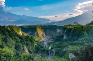 Wisata Seru di Sumatera Barat